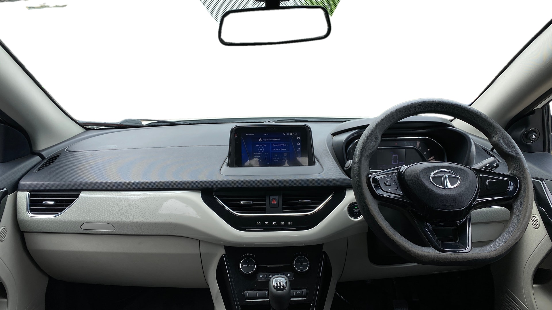 View 2023 Tata Nexon XZ Plus Diesel Image 15 Used 2023 Tata Nexon XZ Plus Diesel Image 15