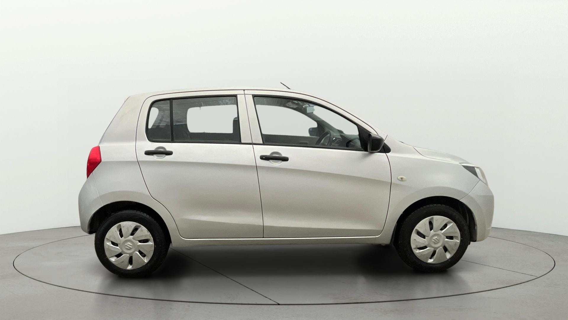 View 2015 Maruti Suzuki 1000 Base Variant Image 8 Used 2015 Maruti Suzuki 1000 Base Variant Image 8