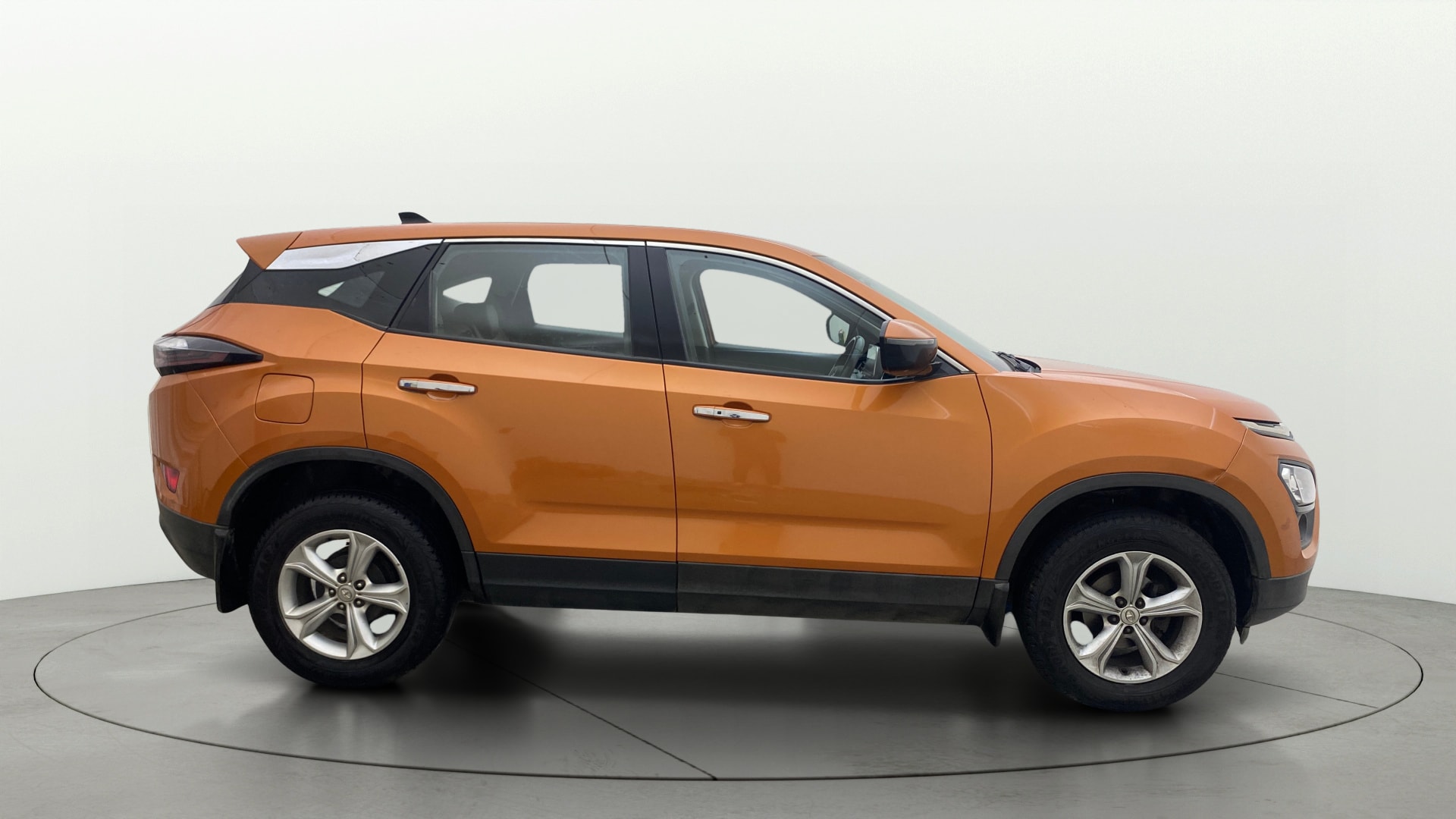 View 2019 Tata Harrier XE Image 9 Used 2019 Tata Harrier XE Image 9