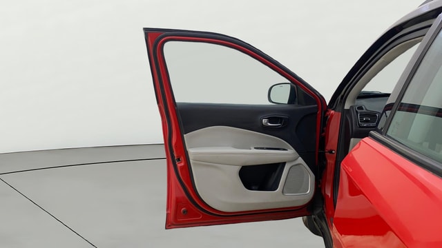 View Jeep Compass Image 38 Used Jeep Compass Image 38