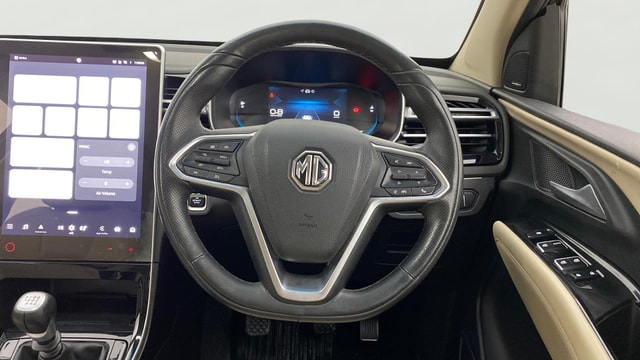 View MG Hector Image 13 Used MG Hector Image 13