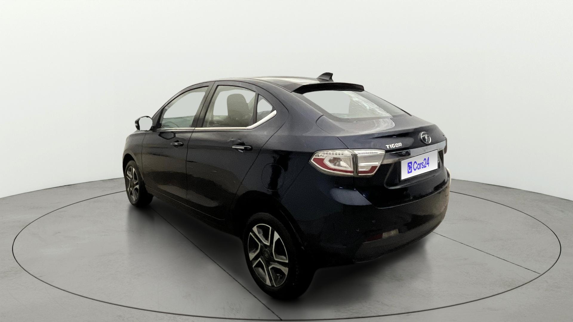 View 2019 Tata Tigor XE Diesel Image 2 Used 2019 Tata Tigor XE Diesel Image 2