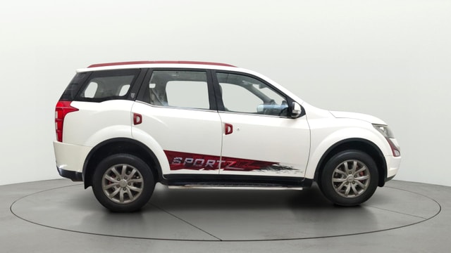 View Mahindra XUV500 Image 29 Used Mahindra XUV500 Image 29