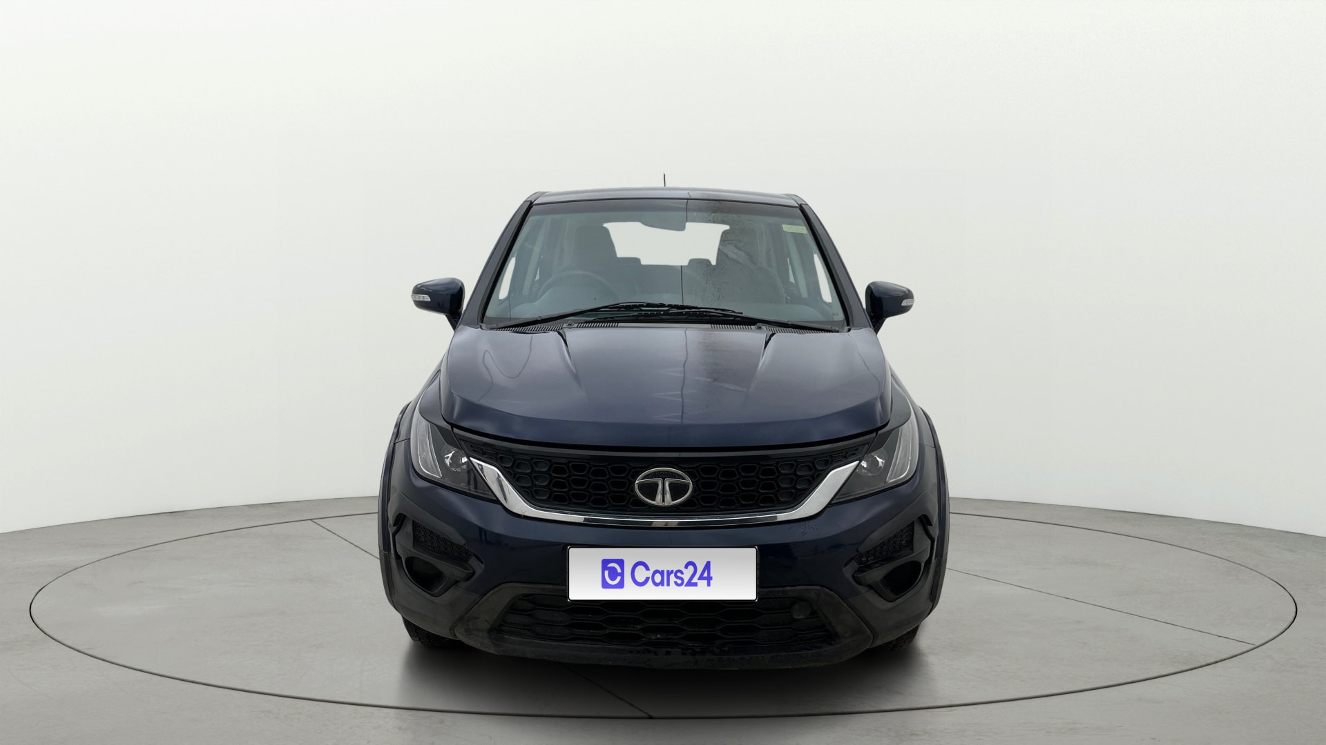 View 2018 Tata Hexa XM 4X2 Image 1 Used 2018 Tata Hexa XM 4X2 Image 1