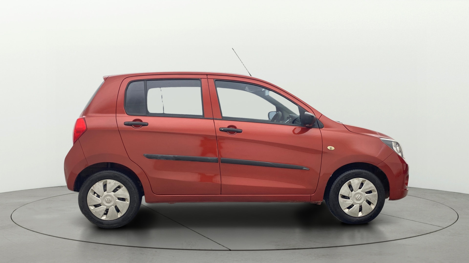 View 2016 Maruti Suzuki 1000 Base Variant Image 8 Used 2016 Maruti Suzuki 1000 Base Variant Image 8