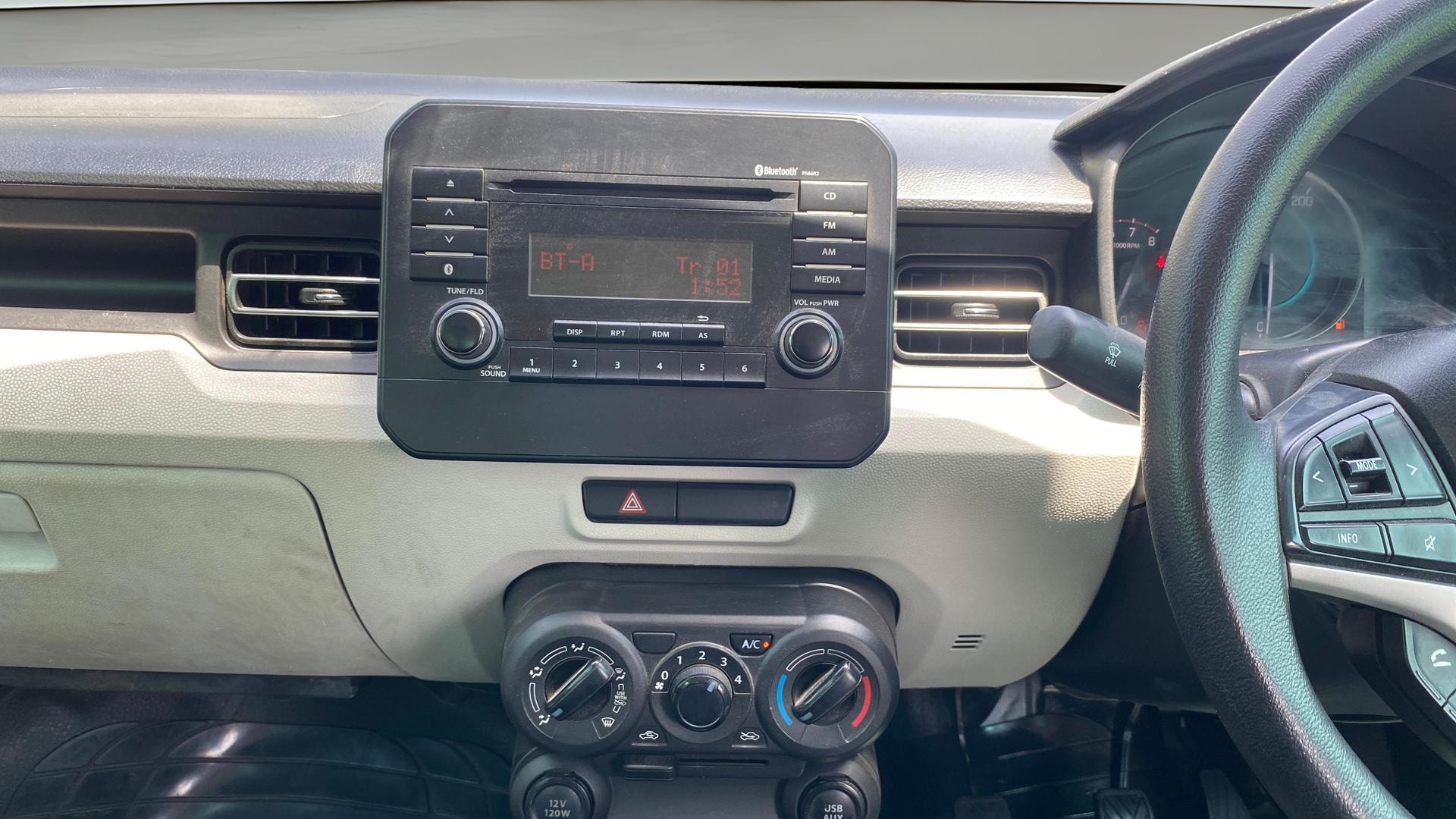 View 2018 Maruti Suzuki 1000 Base Variant Image 18 Used 2018 Maruti Suzuki 1000 Base Variant Image 18
