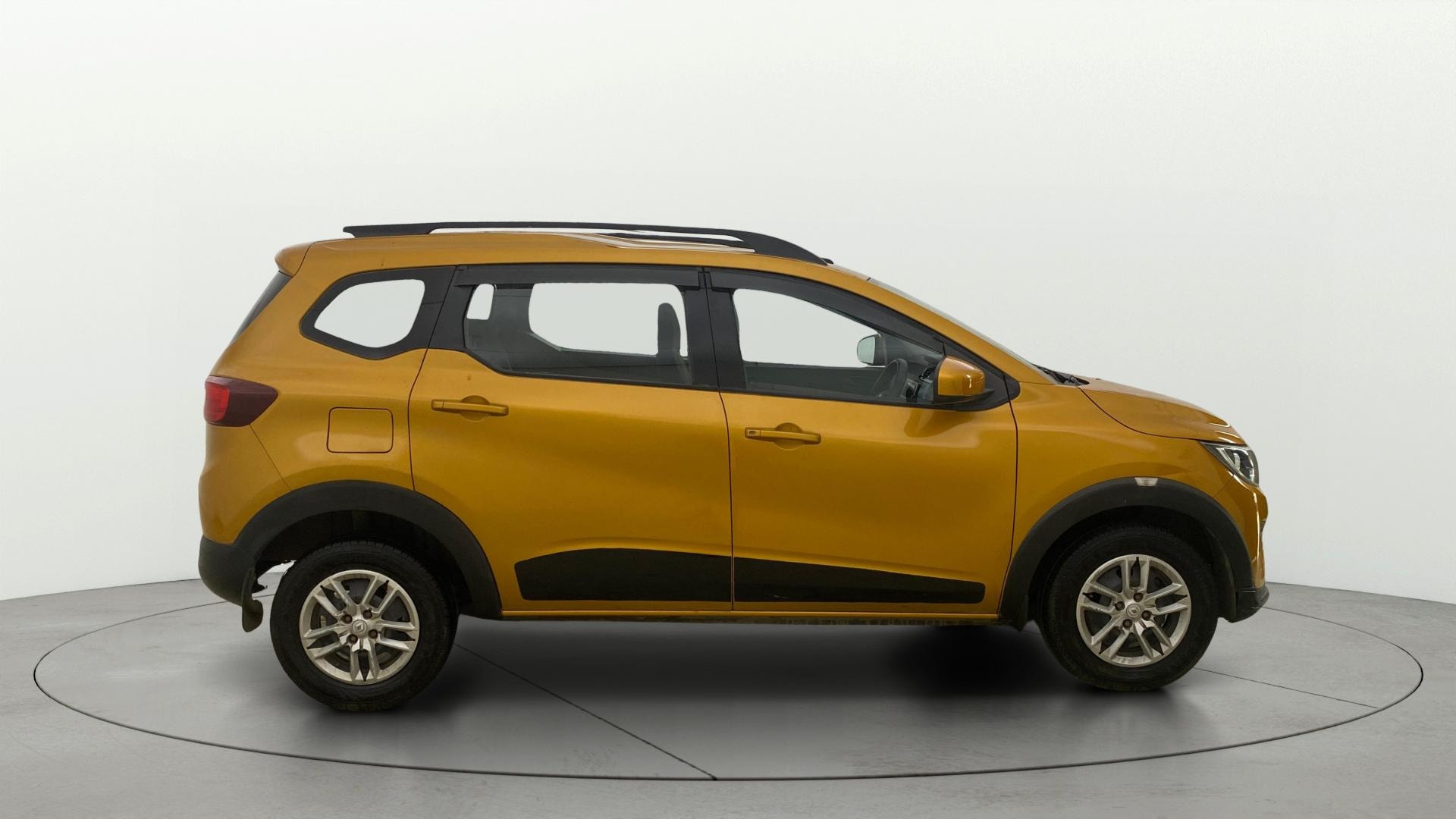 Used 2020 Renault Triber Used 2020 Renault Triber