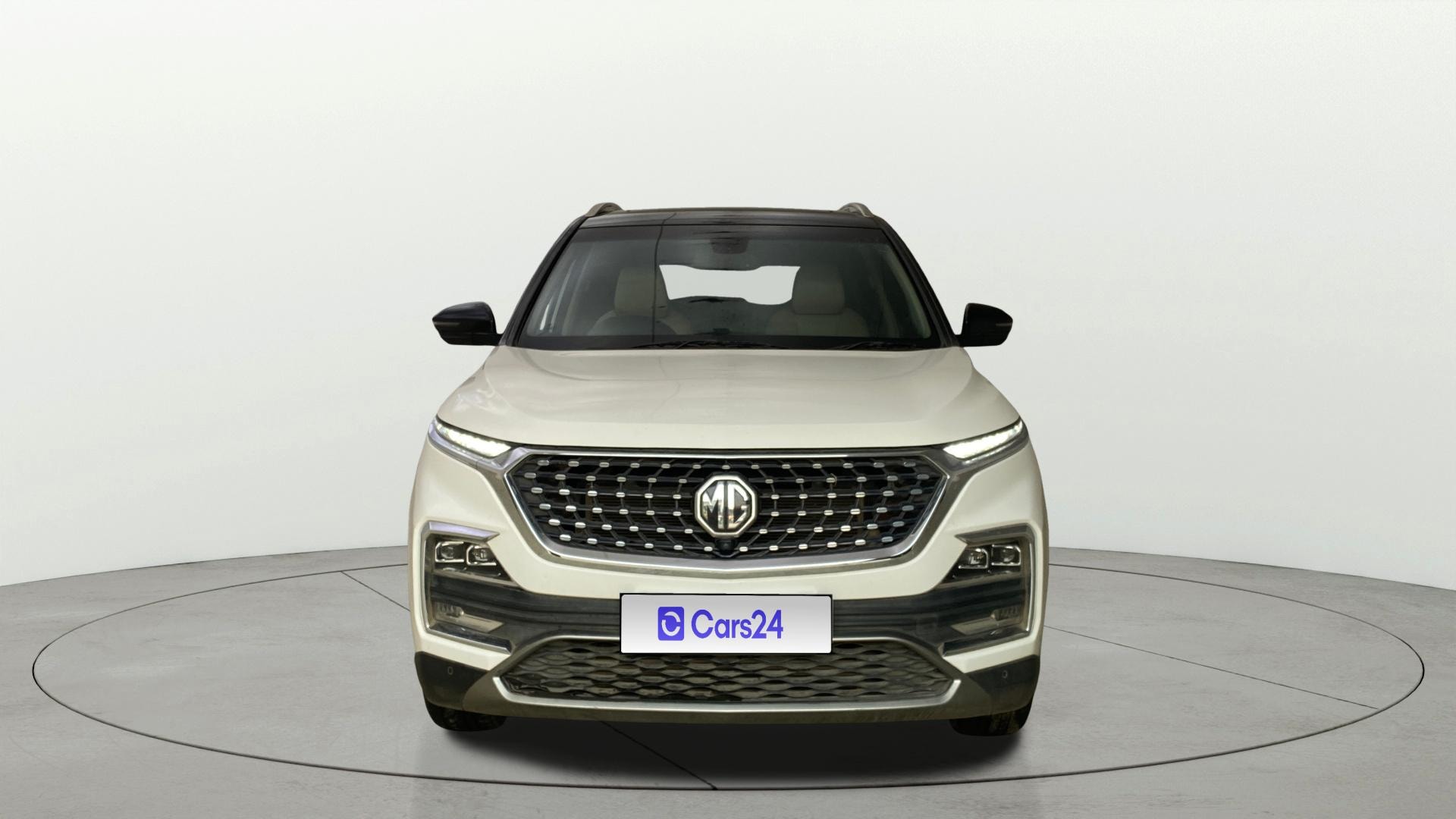 View 2023 MG Hector Sharp Diesel Dual Tone Image 1 Used 2023 MG Hector Sharp Diesel Dual Tone Image 1