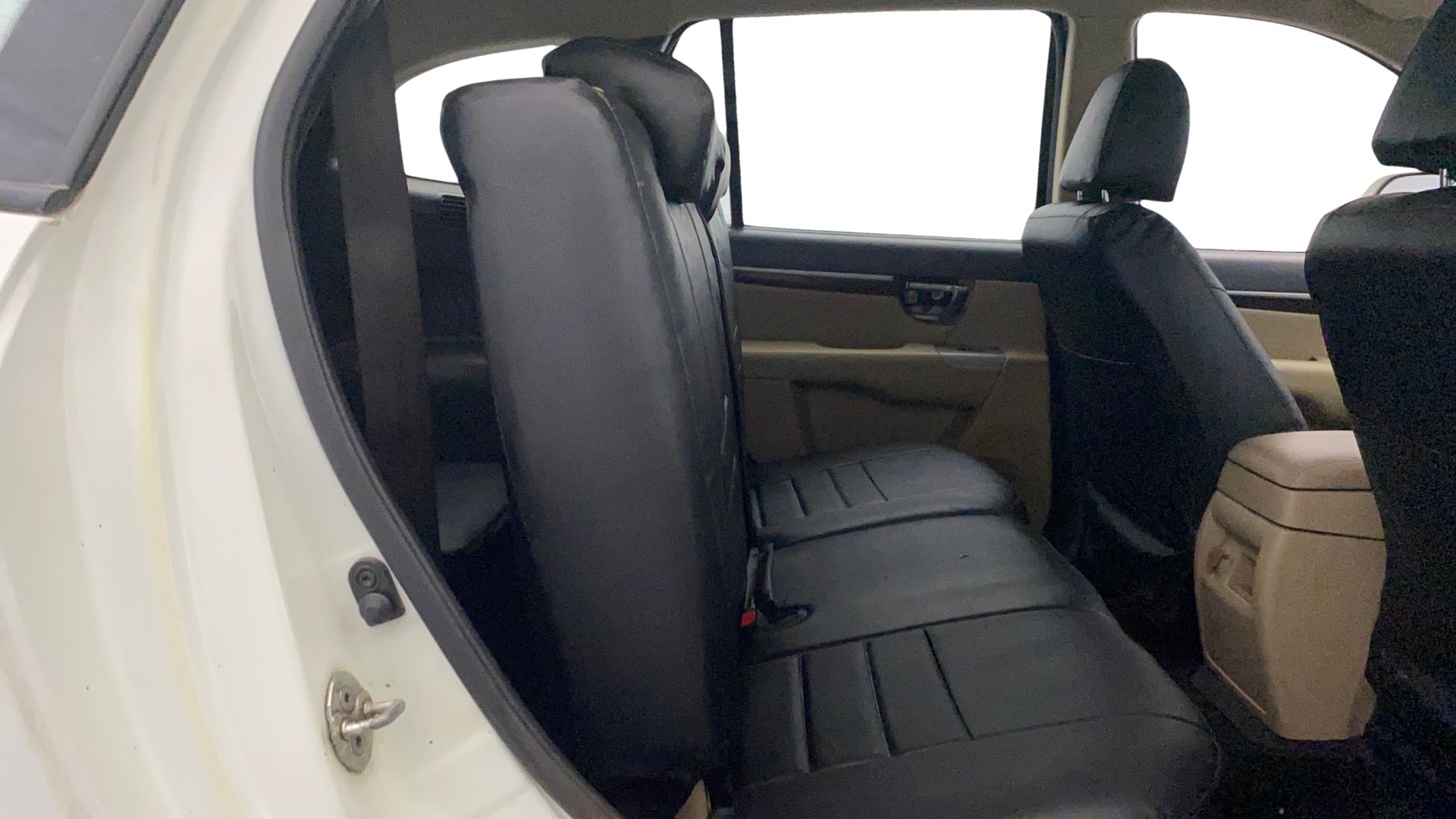 View 2012 Hyundai Santa Fe 4WD MT Image 38 Used 2012 Hyundai Santa Fe 4WD MT Image 38