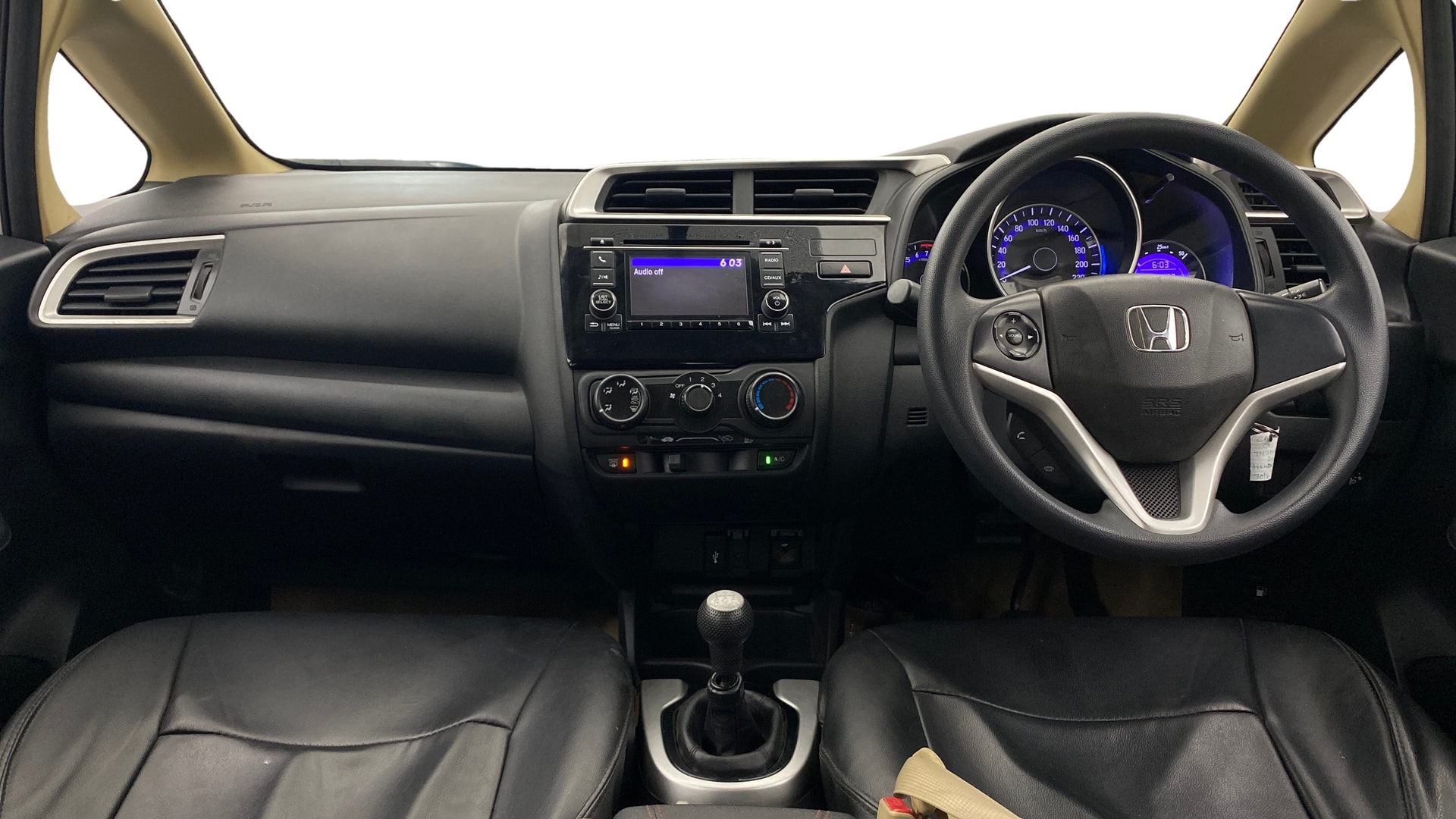 View 2016 Honda Jazz E MT Diesel Image 15 Used 2016 Honda Jazz E MT Diesel Image 15