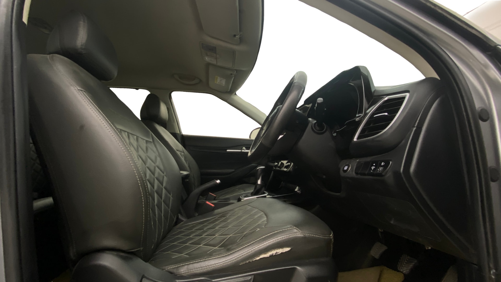 View 2021 Kia Seltos Smartstream G1.5 6MT HTK Plus Image 27 Used 2021 Kia Seltos Smartstream G1.5 6MT HTK Plus Image 27