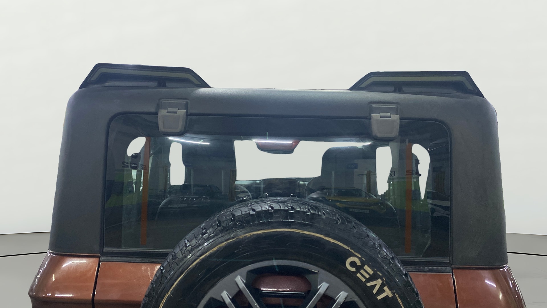 View 2021 Mahindra Thar AX Standard Manual Soft Top 6 Seater Image 4 Used 2021 Mahindra Thar AX Standard Manual Soft Top 6 Seater Image 4