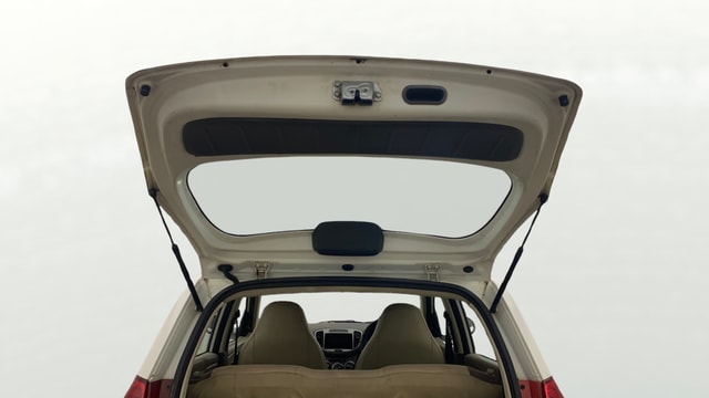 View Hyundai i10 Image 16 Used Hyundai i10 Image 16