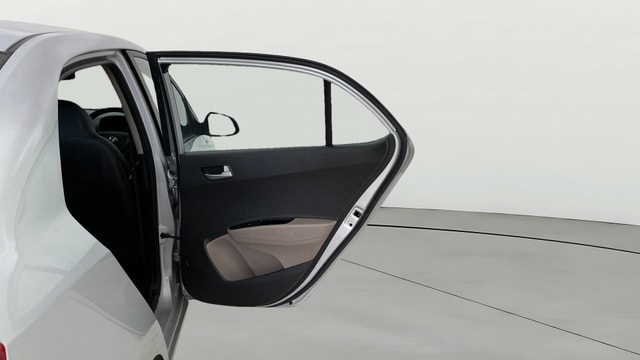 View Hyundai Xcent Image 7 Used Hyundai Xcent Image 7