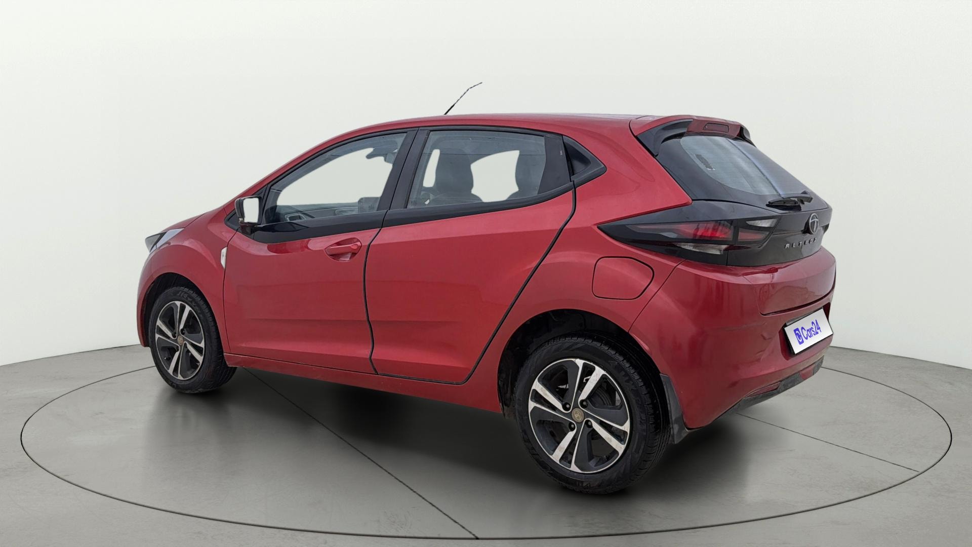 View 2020 Tata Altroz XZ Petrol Image 2 Used 2020 Tata Altroz XZ Petrol Image 2