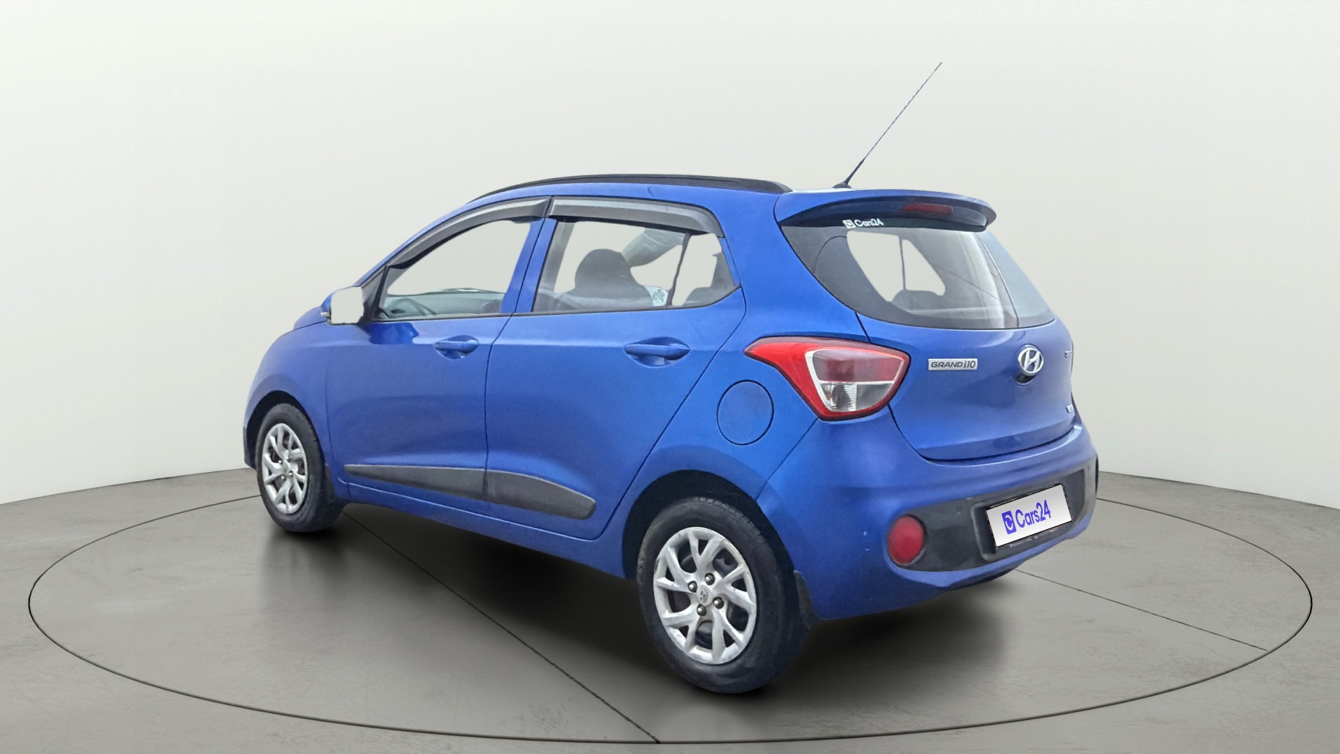 View 2019 Hyundai Grand i10 Sportz 1.2 Kappa Image 2 Used 2019 Hyundai Grand i10 Sportz 1.2 Kappa Image 2