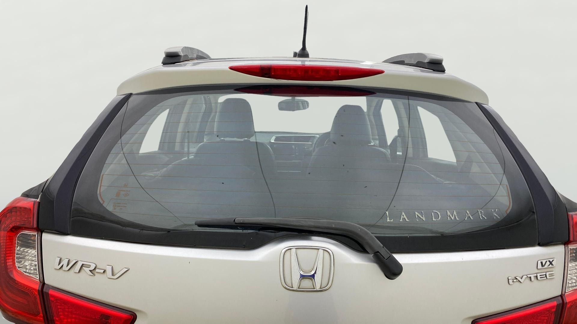 View 2017 Honda WR-V S MT Diesel Edge Edition Image 3 Used 2017 Honda WR-V S MT Diesel Edge Edition Image 3