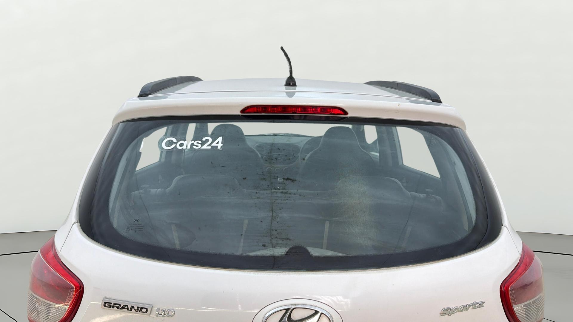 View 2014 Hyundai Grand i10 Sportz 1.2 Kappa Image 3 Used 2014 Hyundai Grand i10 Sportz 1.2 Kappa Image 3