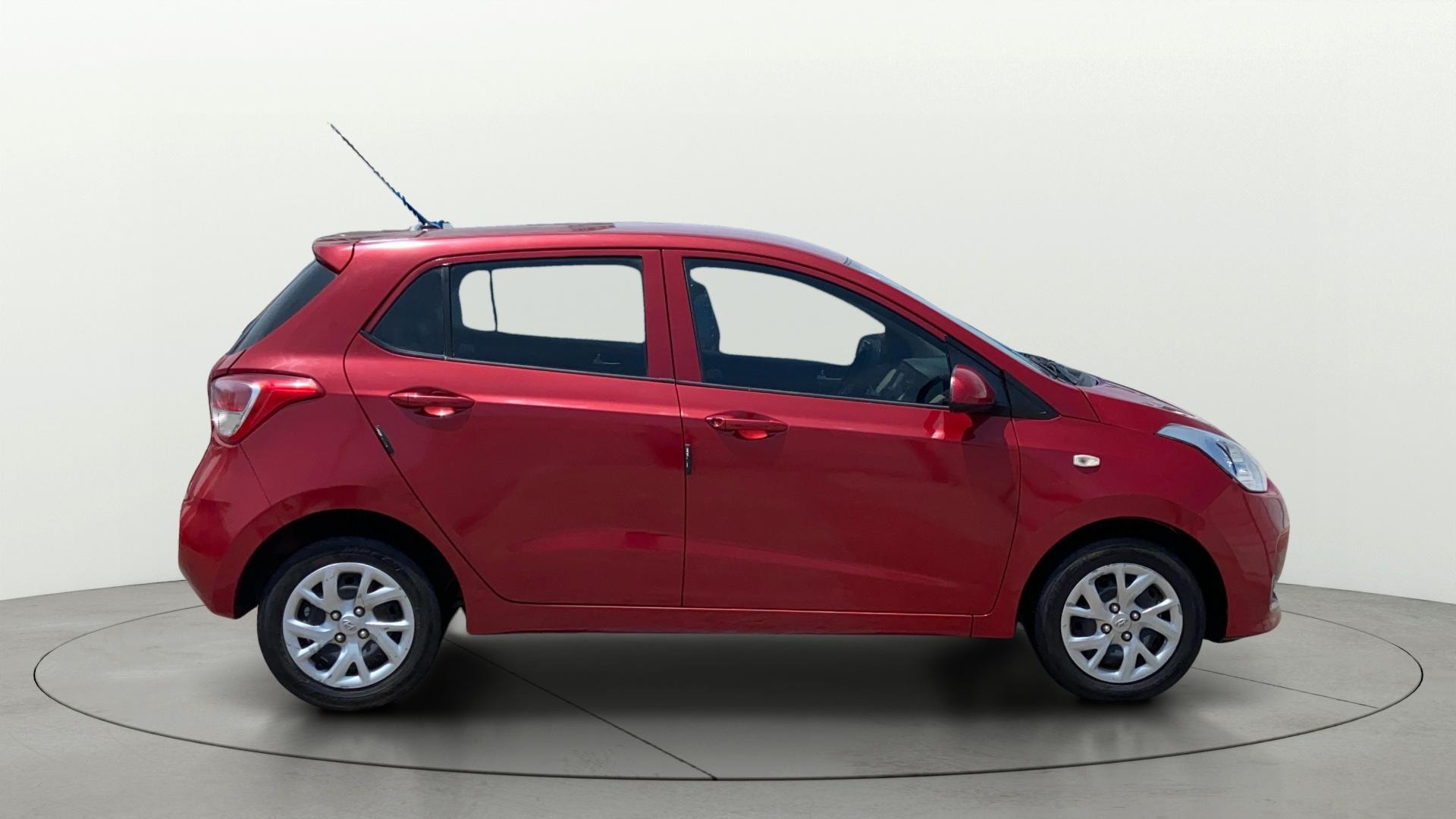 View 2018 Hyundai Grand i10 Sportz 1.2 Kappa Image 8 Used 2018 Hyundai Grand i10 Sportz 1.2 Kappa Image 8