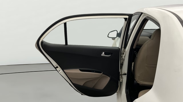 View Hyundai Xcent Image 22 Used Hyundai Xcent Image 22