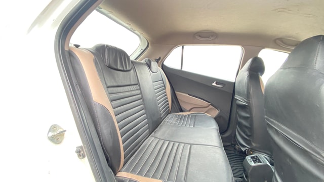 View Hyundai Grand i10 Image 28 Used Hyundai Grand i10 Image 28