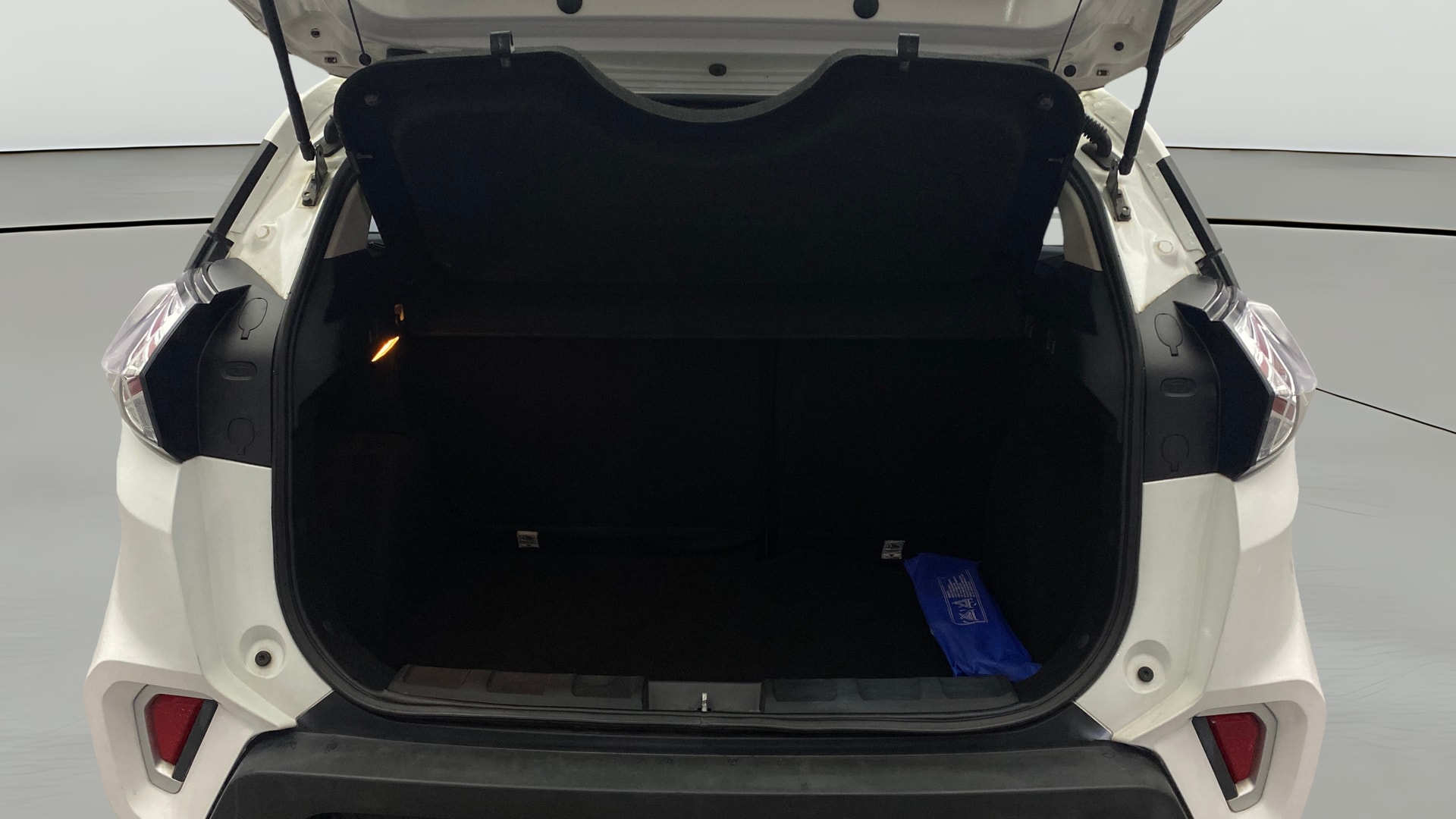 View 2021 Tata Nexon Revotron XE Image 40 Used 2021 Tata Nexon Revotron XE Image 40