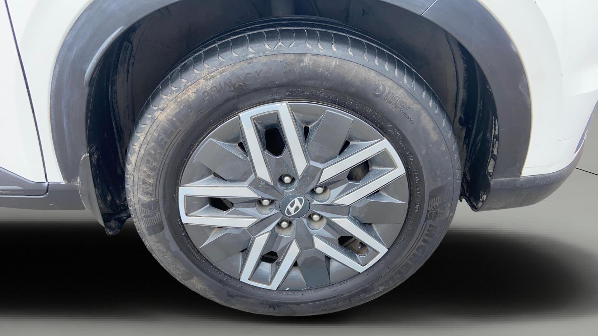 View 2022 Hyundai Venue S Plus 1.5 Diesel MT Image 41 Used 2022 Hyundai Venue S Plus 1.5 Diesel MT Image 41