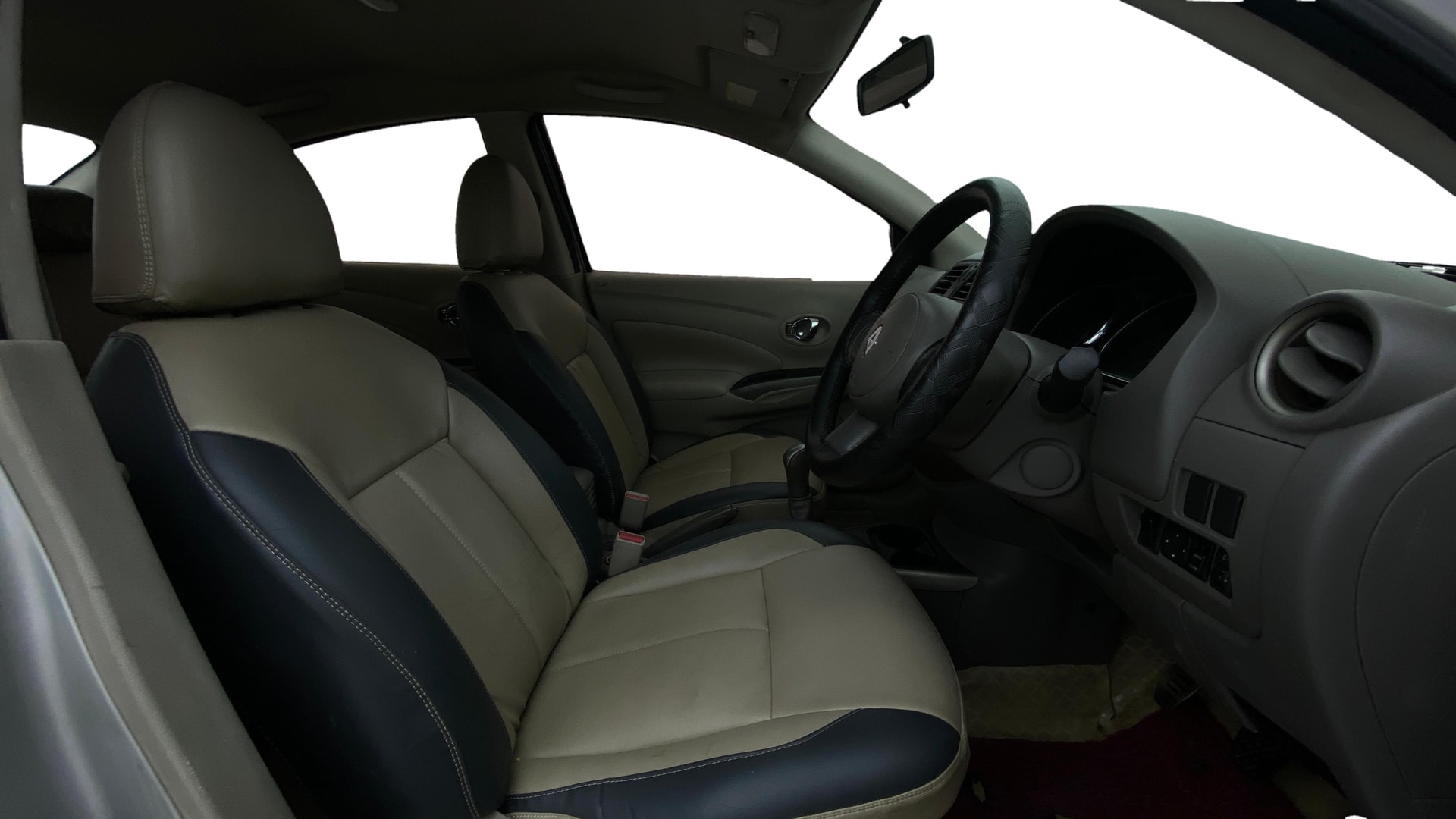 View 2013 Renault Scala RxZ Diesel Image 26 Used 2013 Renault Scala RxZ Diesel Image 26