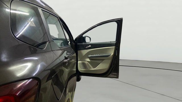 View Renault Triber Image 48 Used Renault Triber Image 48