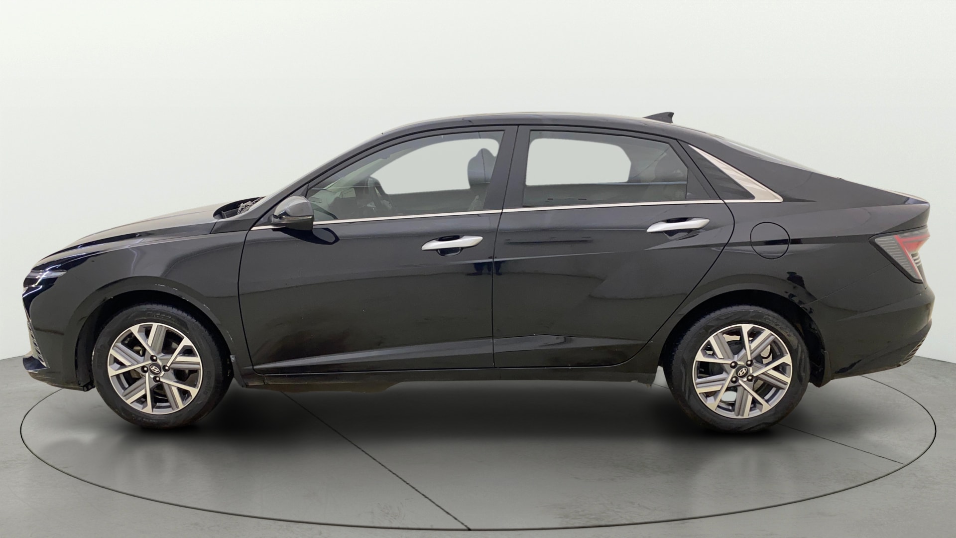 Used 2023 Hyundai Verna Used 2023 Hyundai Verna
