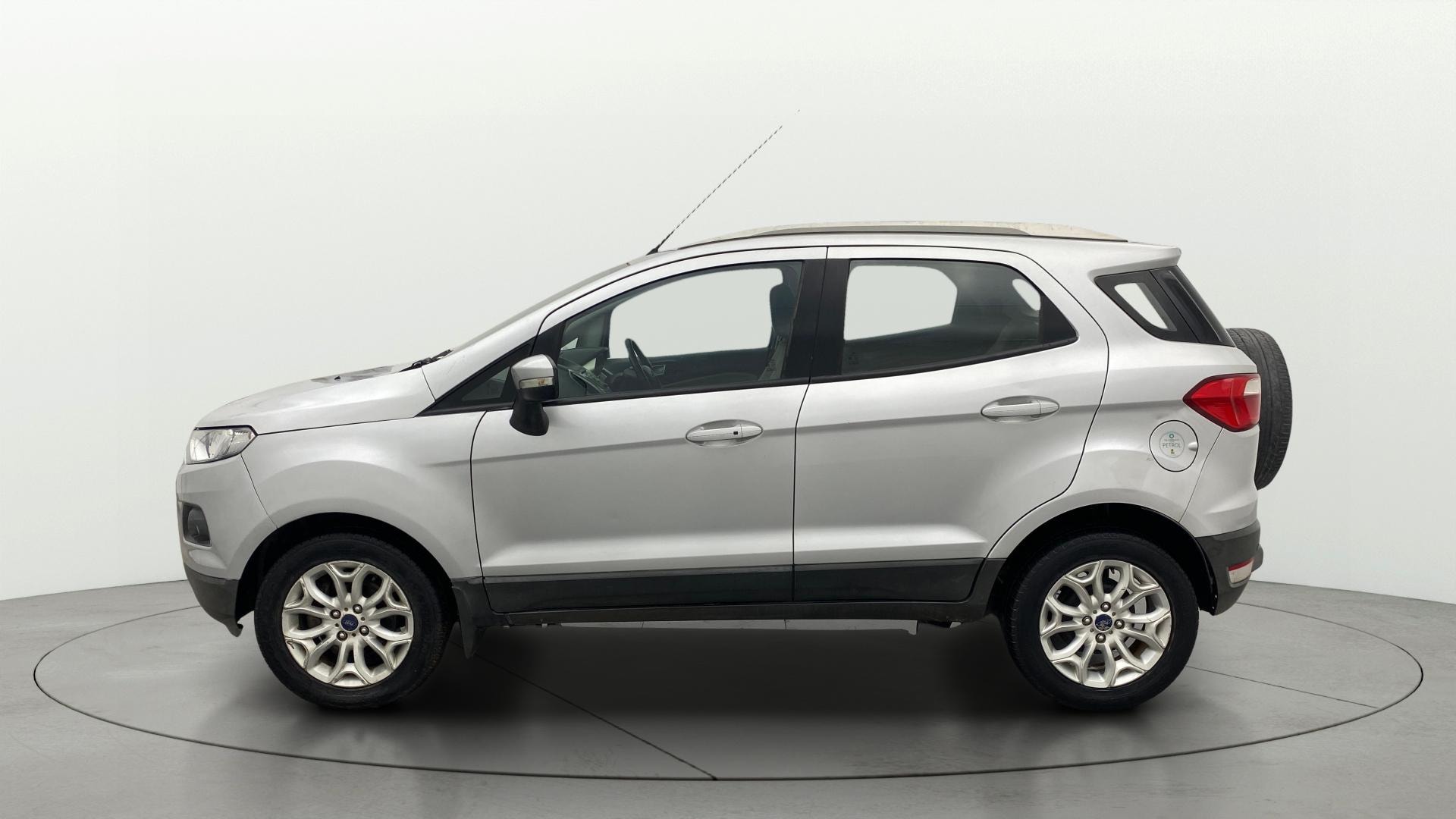 View 2016 Ford EcoSport 1.5 TDCi Diesel Ambiente BS IV Image 25 Used 2016 Ford EcoSport 1.5 TDCi Diesel Ambiente BS IV Image 25
