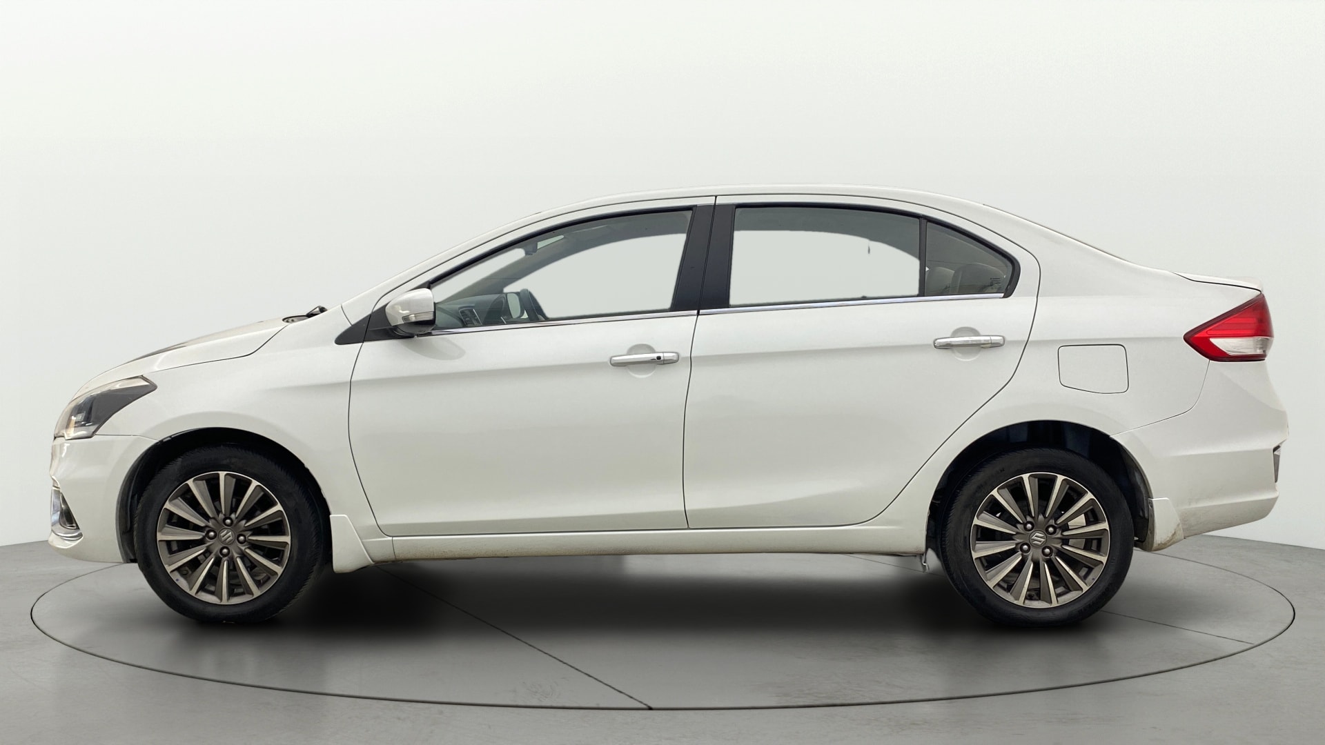 View 2020 Maruti Suzuki 1000 Base Variant Image 6 Used 2020 Maruti Suzuki 1000 Base Variant Image 6
