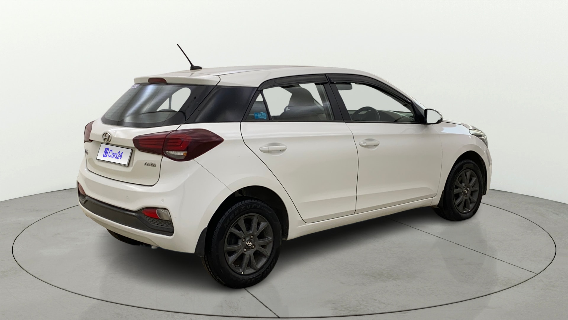 View 2018 Hyundai Elite i20 1.4 Asta Diesel Image 42 Used 2018 Hyundai Elite i20 1.4 Asta Diesel Image 42