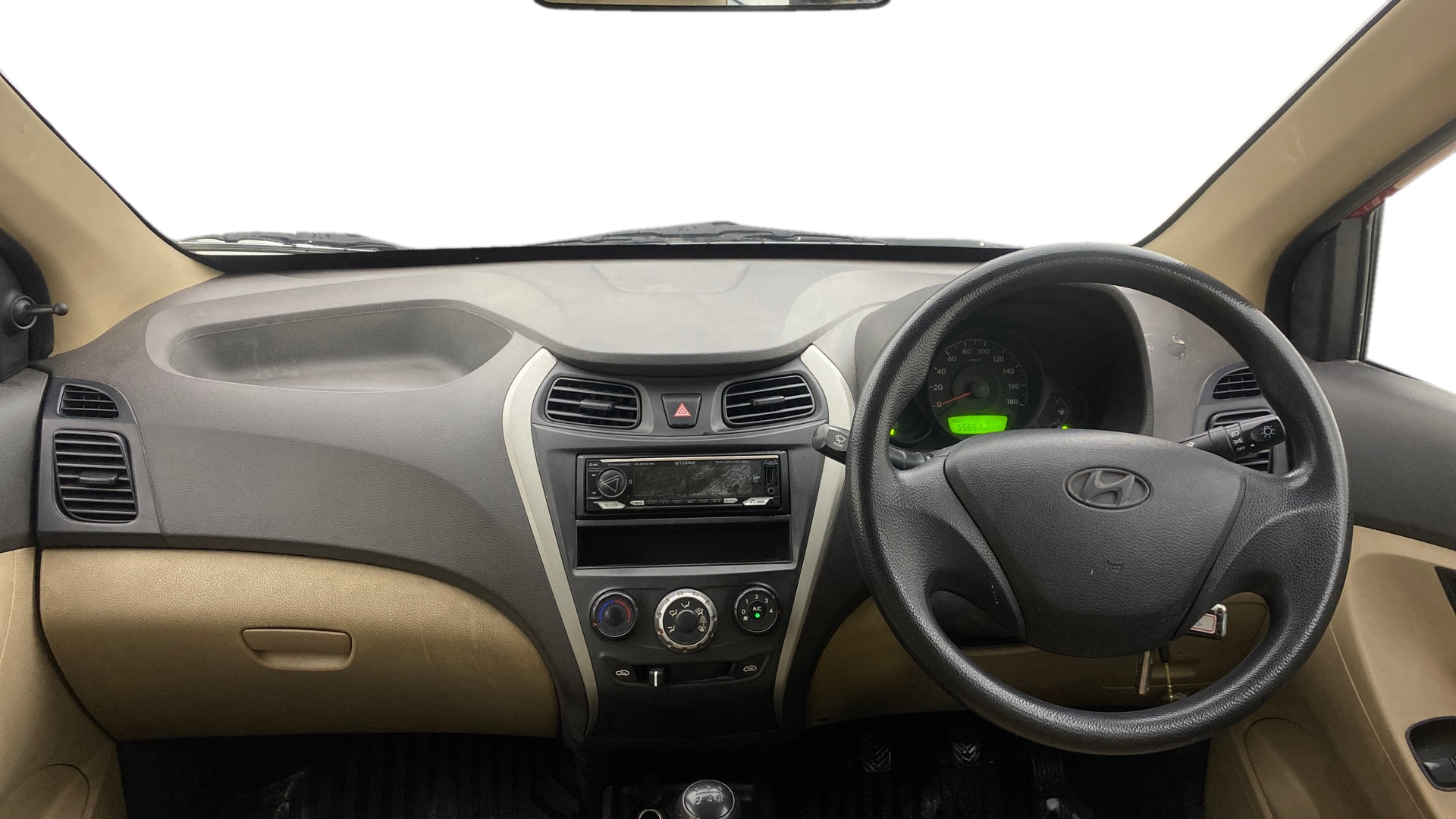 View 2017 Hyundai EON Era Plus Image 15 Used 2017 Hyundai EON Era Plus Image 15