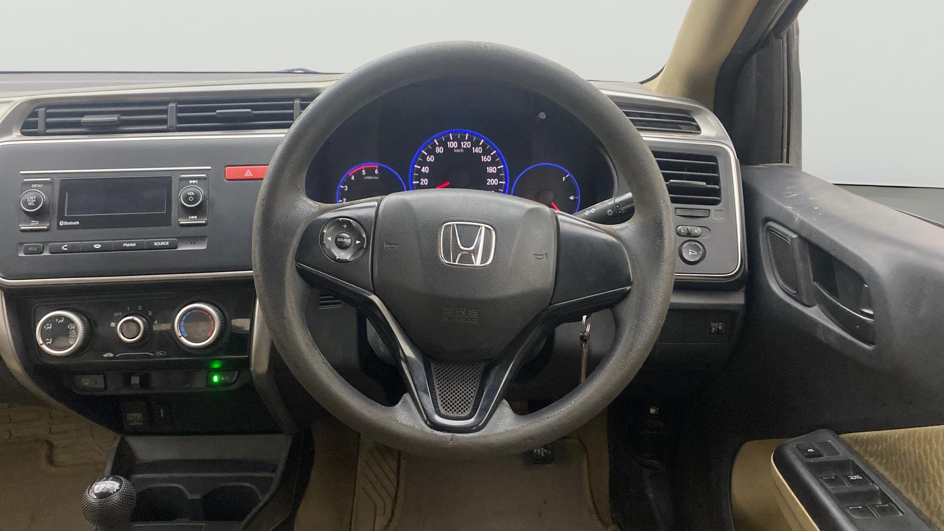 View 2015 Honda City ZX MT Diesel Anniversary Edition Image 20 Used 2015 Honda City ZX MT Diesel Anniversary Edition Image 20