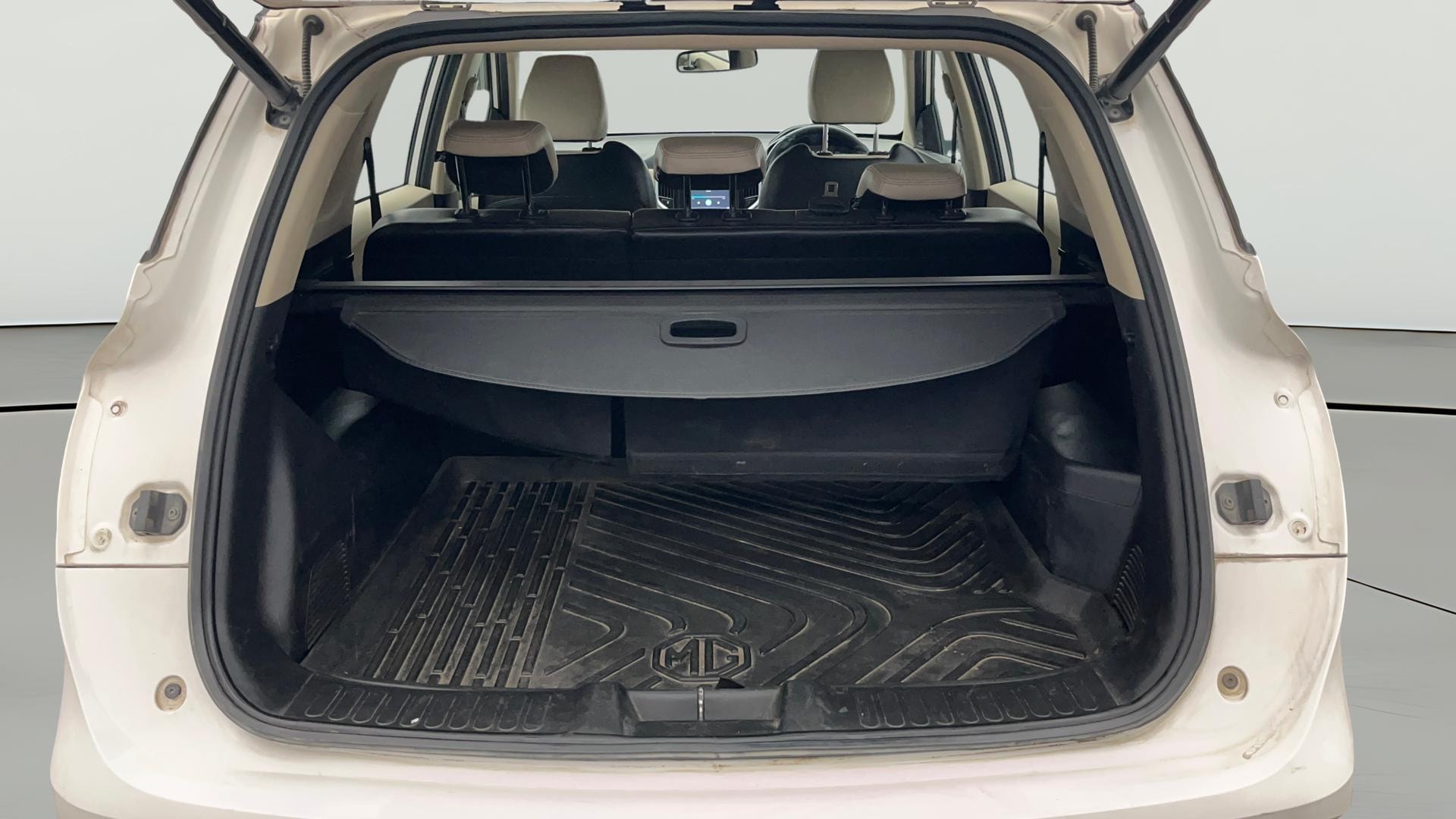 View 2021 MG Hector Sharp Diesel Image 41 Used 2021 MG Hector Sharp Diesel Image 41