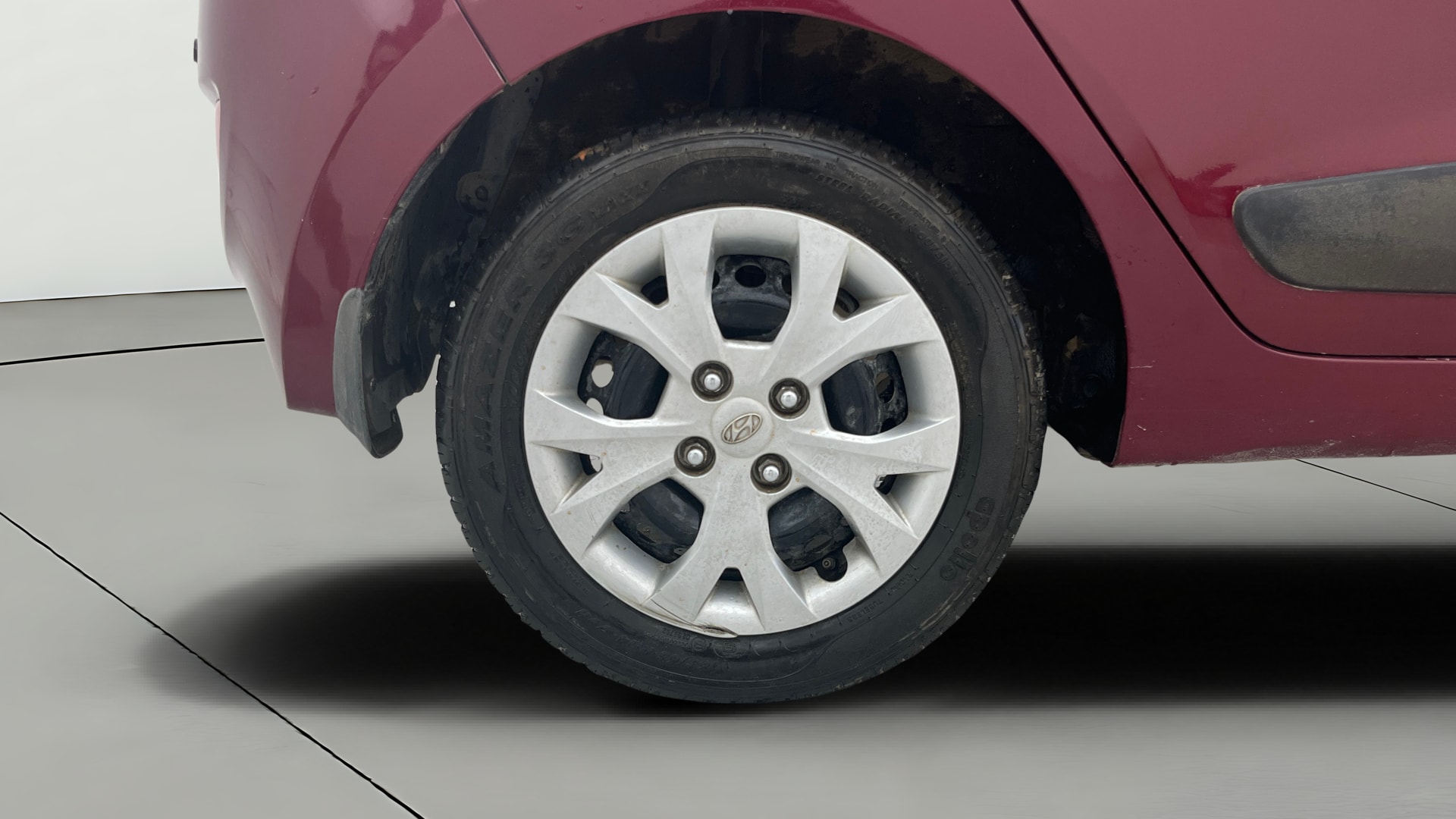 View 2016 Hyundai Grand i10 1.2 Magna Petrol AT Image 32 Used 2016 Hyundai Grand i10 1.2 Magna Petrol AT Image 32