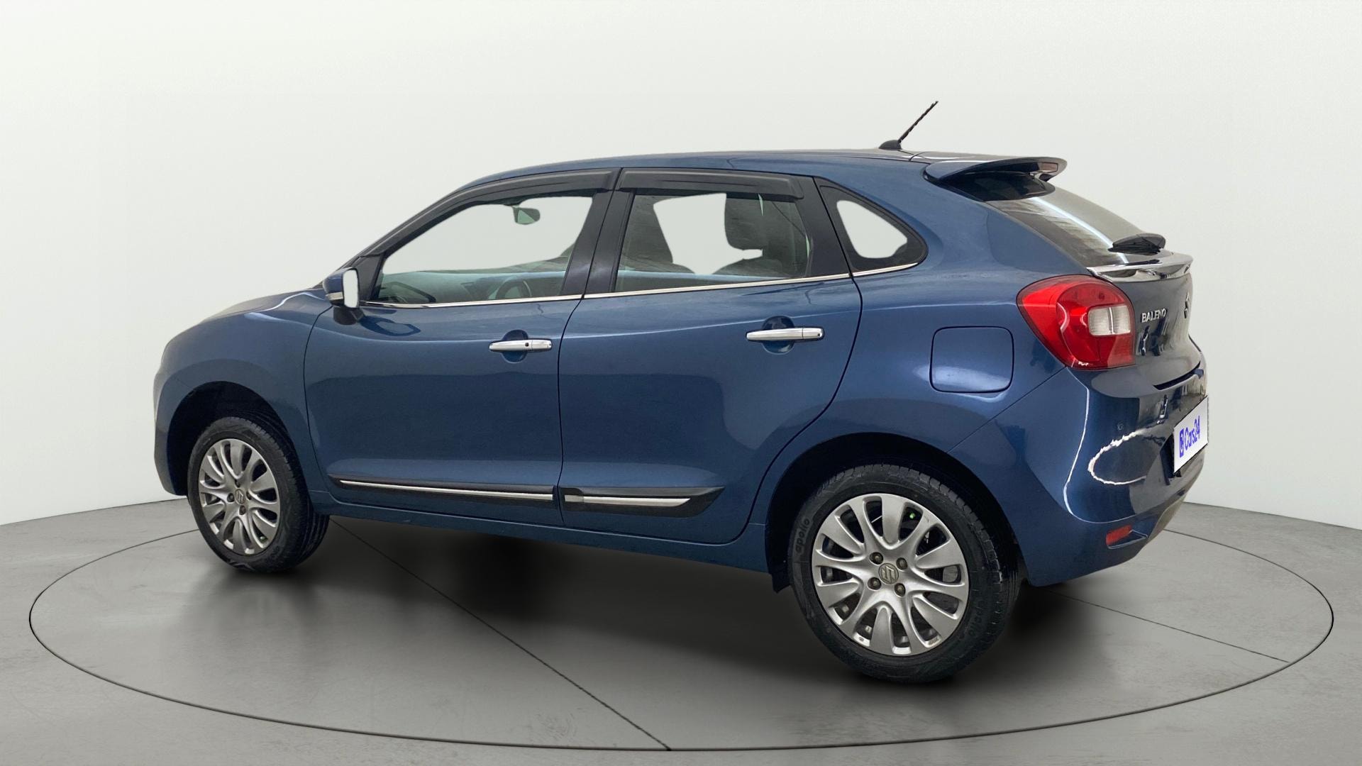 View 2016 Maruti Suzuki 1000 Base Variant Image 2 Used 2016 Maruti Suzuki 1000 Base Variant Image 2