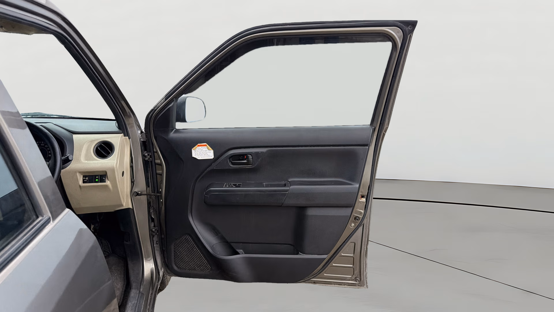 View 2020 Maruti Suzuki 1000 Base Variant Image 44 Used 2020 Maruti Suzuki 1000 Base Variant Image 44