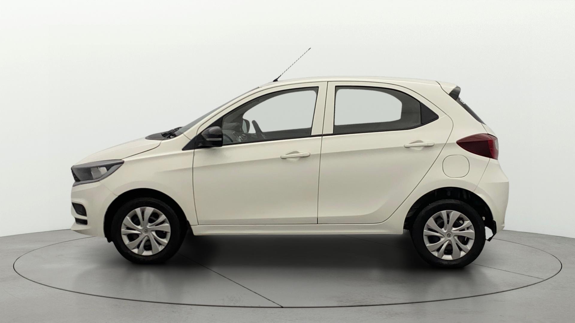 Used 2022 Tata Tiago Used 2022 Tata Tiago