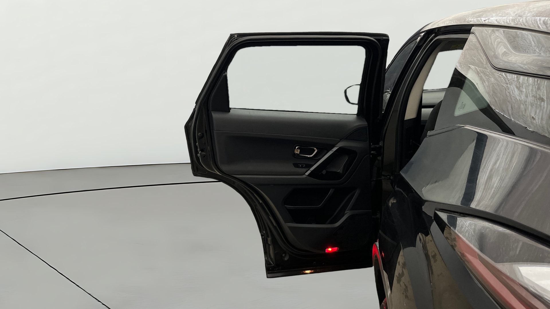 View 2023 Tata Harrier XE Image 15 Used 2023 Tata Harrier XE Image 15