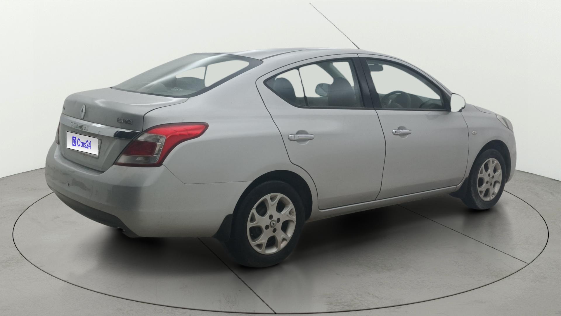 View 2014 Renault Scala RxL Diesel Image 43 Used 2014 Renault Scala RxL Diesel Image 43