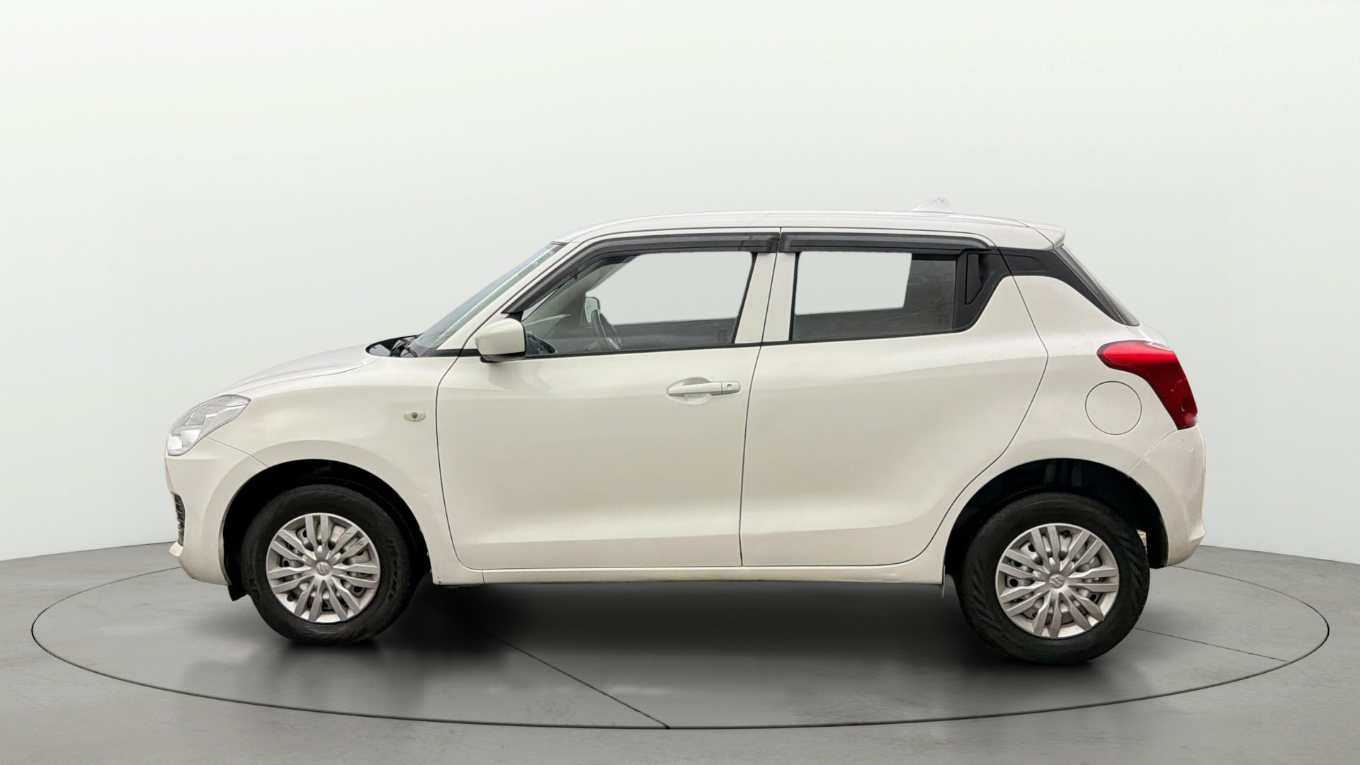 View 2022 Maruti Suzuki 1000 Base Variant Image 5 Used 2022 Maruti Suzuki 1000 Base Variant Image 5