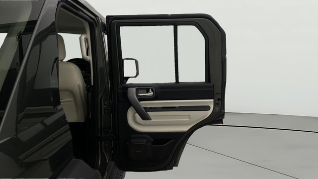 View Mahindra Thar Roxx Image 8 Used Mahindra Thar Roxx Image 8