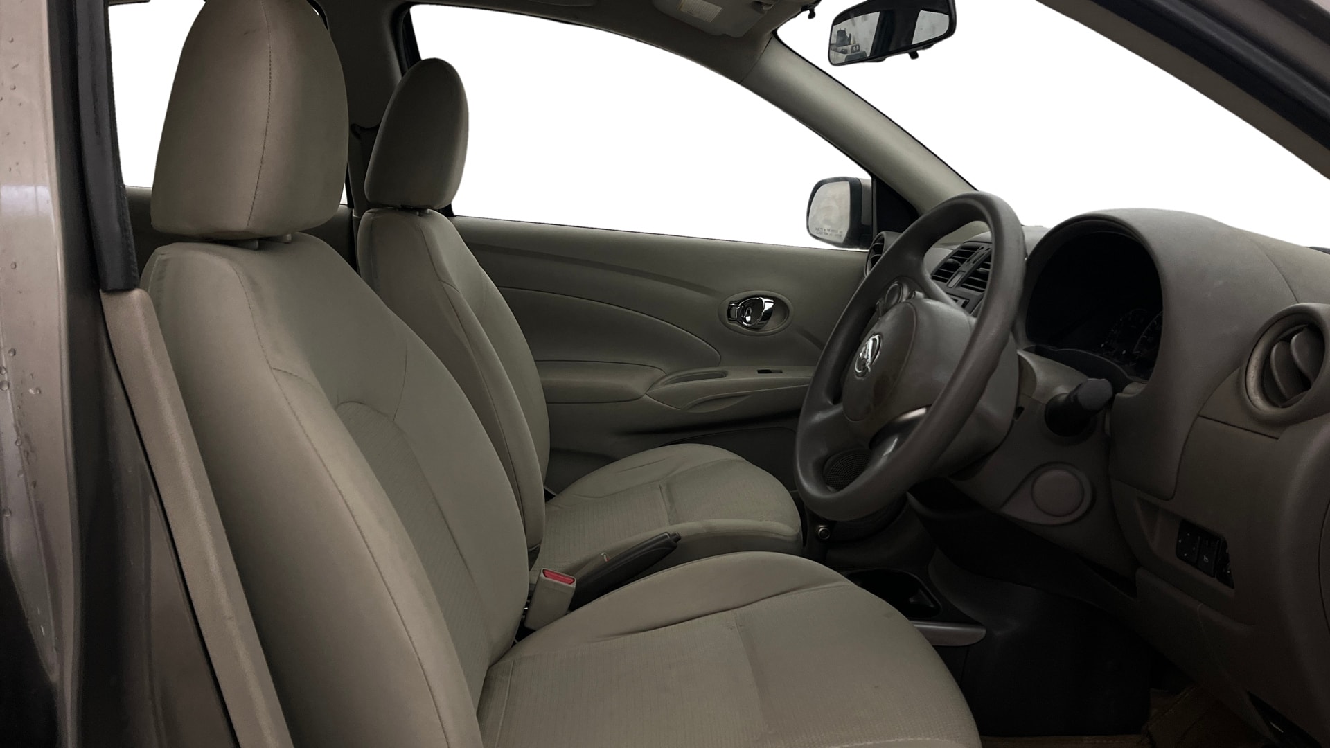 View 2015 Nissan Sunny XL Petrol CVT Image 25 Used 2015 Nissan Sunny XL Petrol CVT Image 25