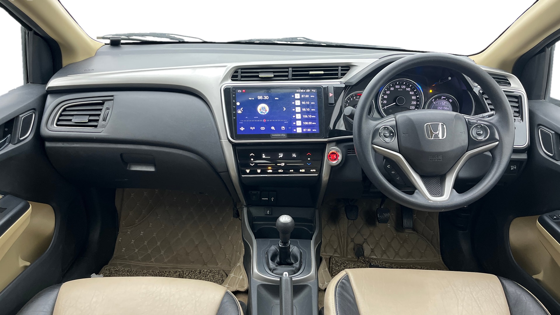 View 2019 Honda City ZX MT Diesel Anniversary Edition Image 16 Used 2019 Honda City ZX MT Diesel Anniversary Edition Image 16