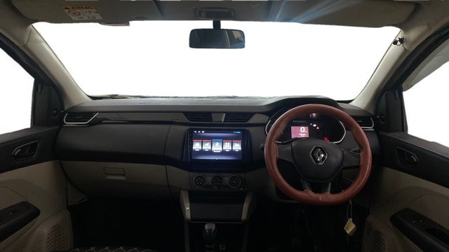 View Renault Triber Image 15 Used Renault Triber Image 15