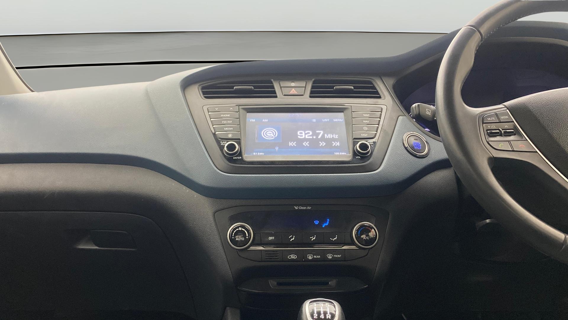 Used 2017 Hyundai i20 Active Used 2017 Hyundai i20 Active
