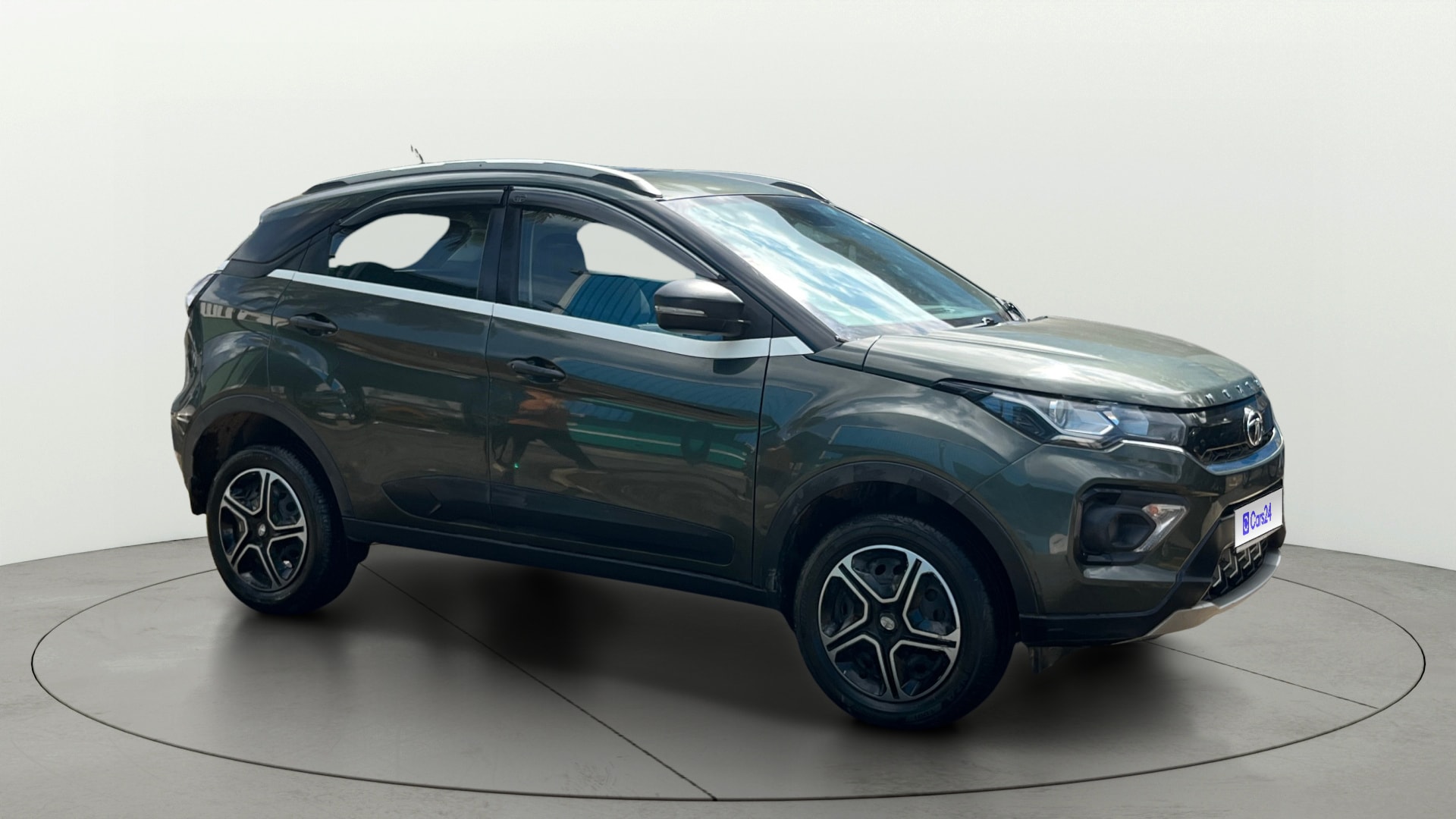 View 2021 Tata Nexon Revotron XE Image 21 Used 2021 Tata Nexon Revotron XE Image 21