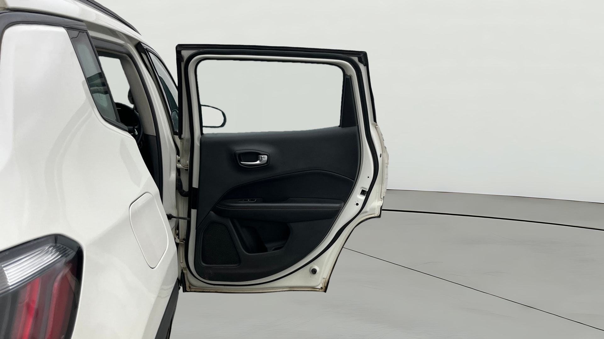 View 2019 Jeep Compass Sport Plus Diesel BS IV Image 7 Used 2019 Jeep Compass Sport Plus Diesel BS IV Image 7